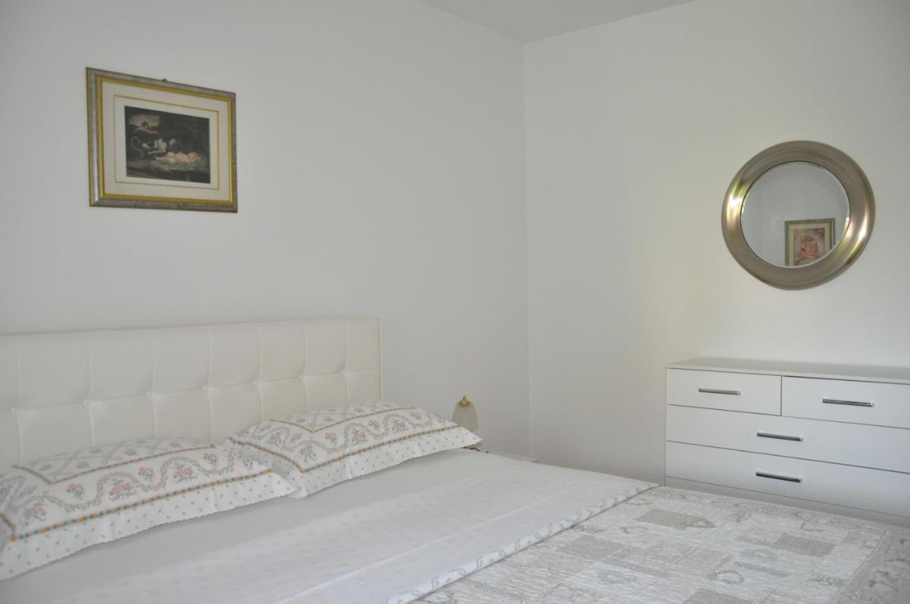 Apartmaji Stamcar Изола Экстерьер фото